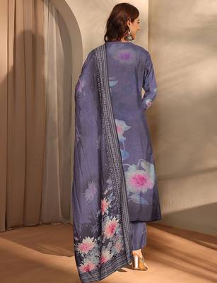 floral printed keyhole neck straight kurta with trousers & dupatta 6