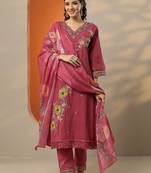 women floral embroidered regular thread work kurta with trousers & with dupatta