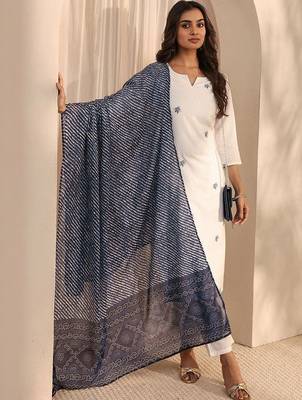 embroidered notch neck thread work straight kurta with trousers & dupatta 1