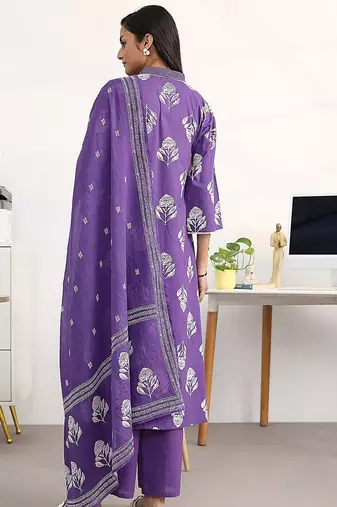 women floral printed regular cotton blend kurta with palazzos & with dupatta