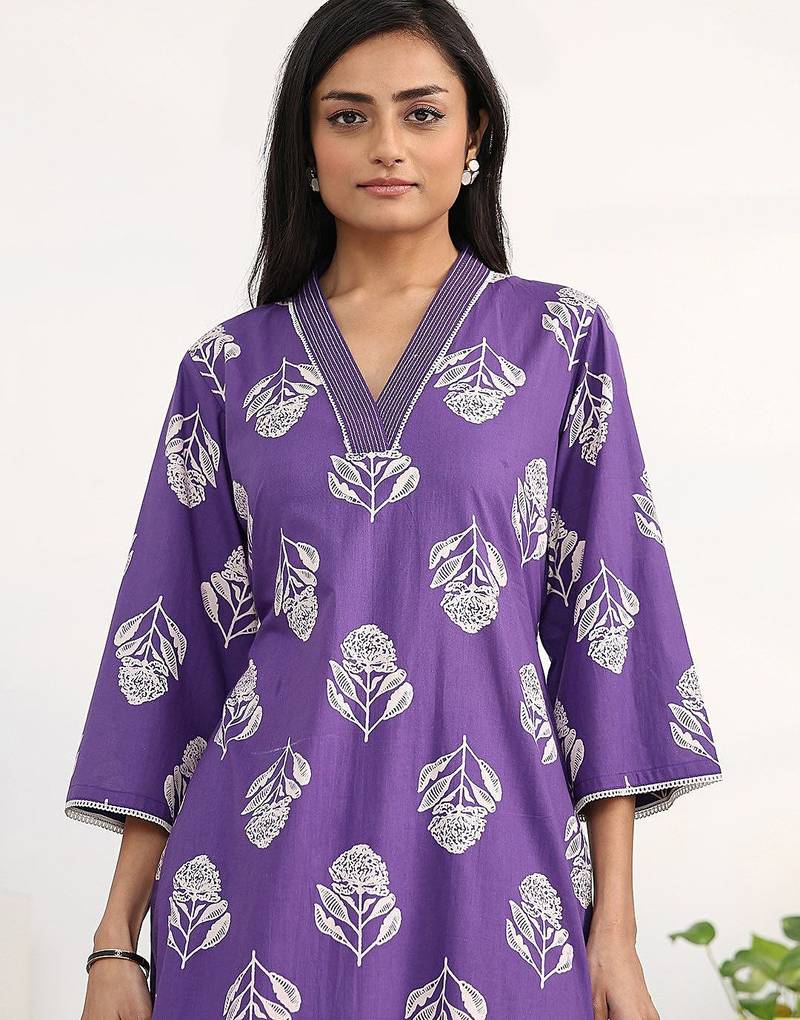 women floral printed regular cotton blend kurta with palazzos & with dupatta