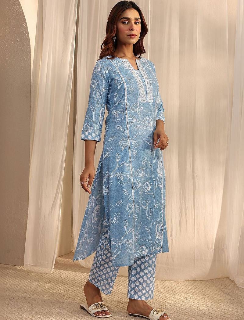 women floral printed regular thread work kurta with trousers & with dupatta