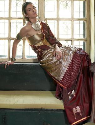 Maroon woven design zari satin banarasi saree 2