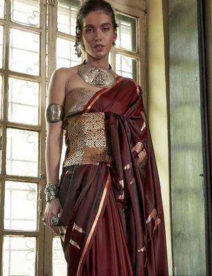 Maroon woven design zari satin banarasi saree 3