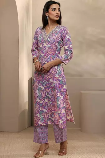 women ethnic motifs printed regular thread work kurta with trousers & with dupatta