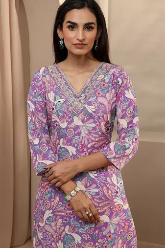 women ethnic motifs printed regular thread work kurta with trousers & with dupatta
