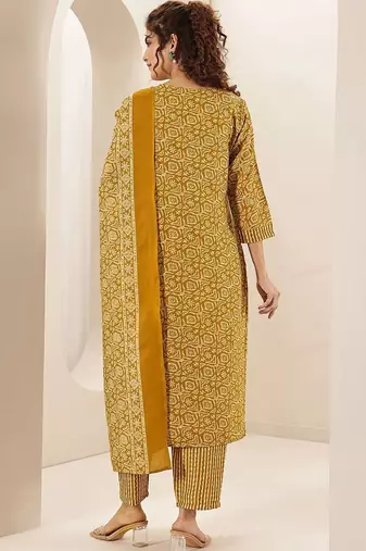 women ethnic motifs printed regular thread work kurta with trousers & with dupatta