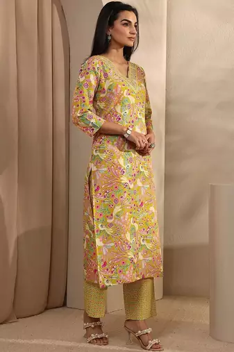women ethnic motifs printed regular thread work kurta with trousers & with dupatta