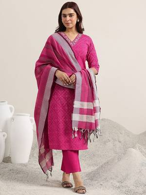 ethnic motifs printed v-neck thread work straight kurta with trousers & dupatta 1
