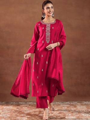 women ethnic motifs self design kurta with trousers & dupatta 1