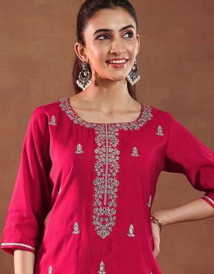 women ethnic motifs self design kurta with trousers & dupatta 6