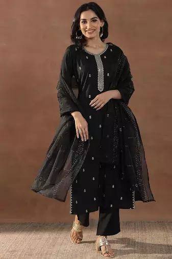 women floral embroidered regular kurta with trousers & with dupatta