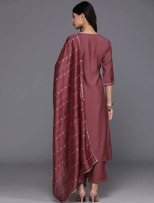 floral yoke design regular sequinned straight kurta with trousers & dupatta 4