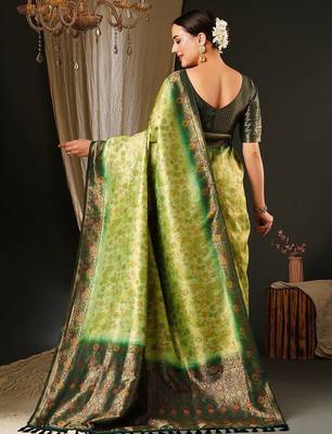 Green ethnic motifs woven design zari kanjeevaram saree 3