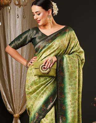 Green ethnic motifs woven design zari kanjeevaram saree 4