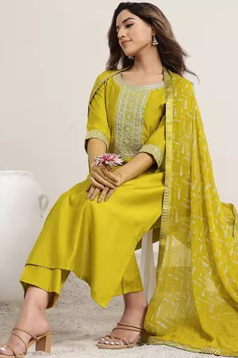 women floral yoke design kurta with trousers & dupatta