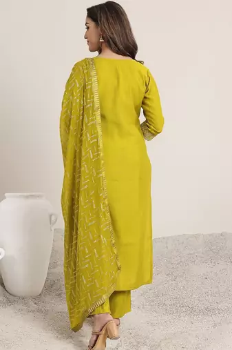 women floral yoke design kurta with trousers & dupatta
