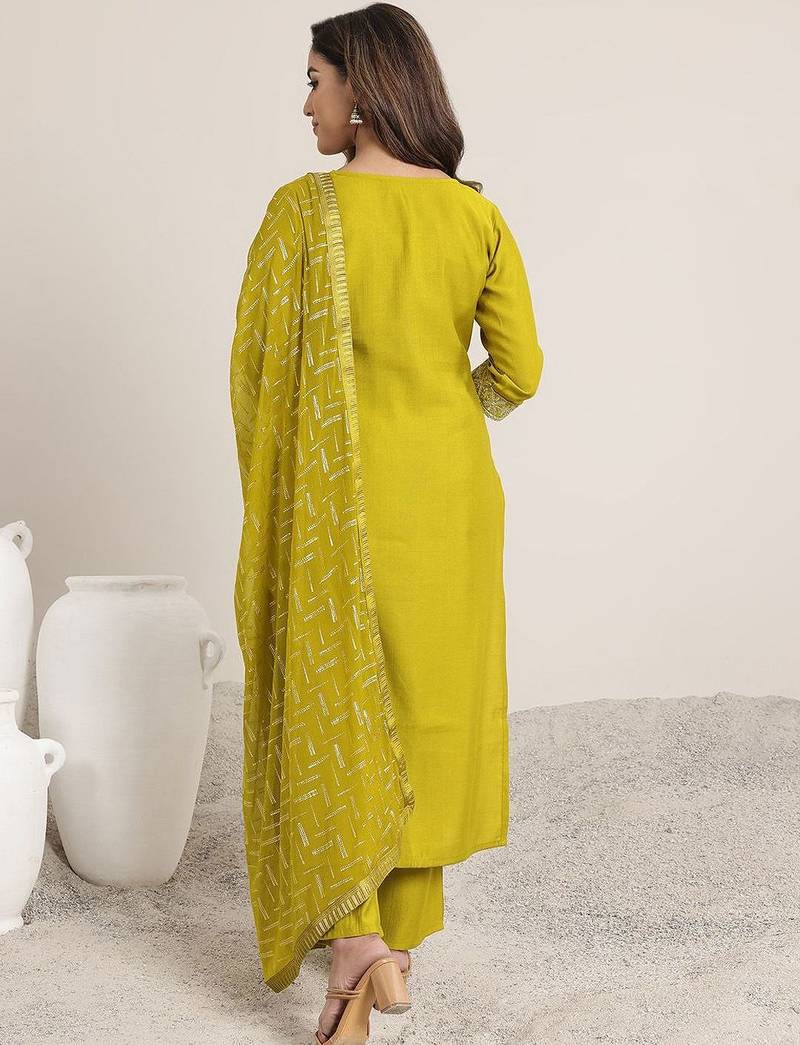 women floral yoke design kurta with trousers & dupatta
