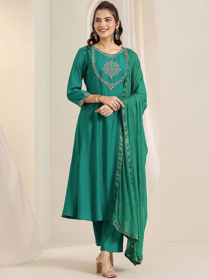 women ethnic motifs embroidered a-line kurta with trousers & dupatta