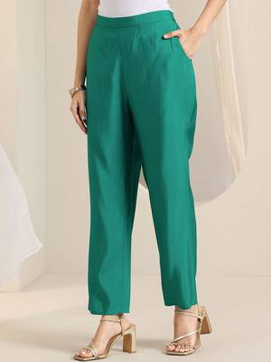 women ethnic motifs embroidered a-line kurta with trousers & dupatta 7