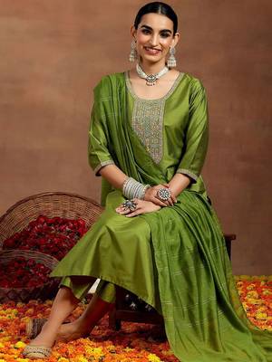 ethnic motifs yoke design sequinned straight kurta with trousers & dupatta 1