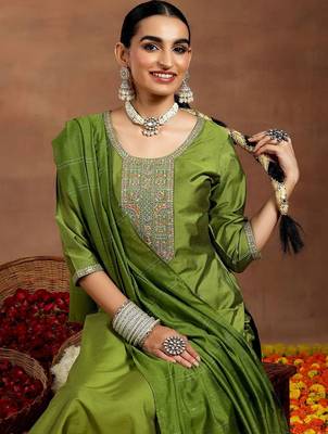 ethnic motifs yoke design sequinned straight kurta with trousers & dupatta 6