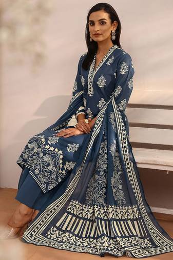 women ethnic motifs printed regular thread work kurta with palazzos & with dupatta