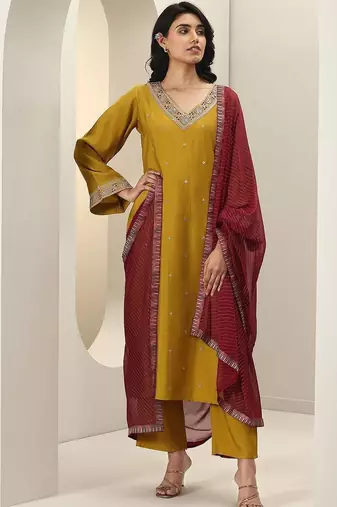 women ethnic motifs embroidered kurta with trousers & dupatta