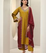 women ethnic motifs embroidered kurta with trousers & dupatta