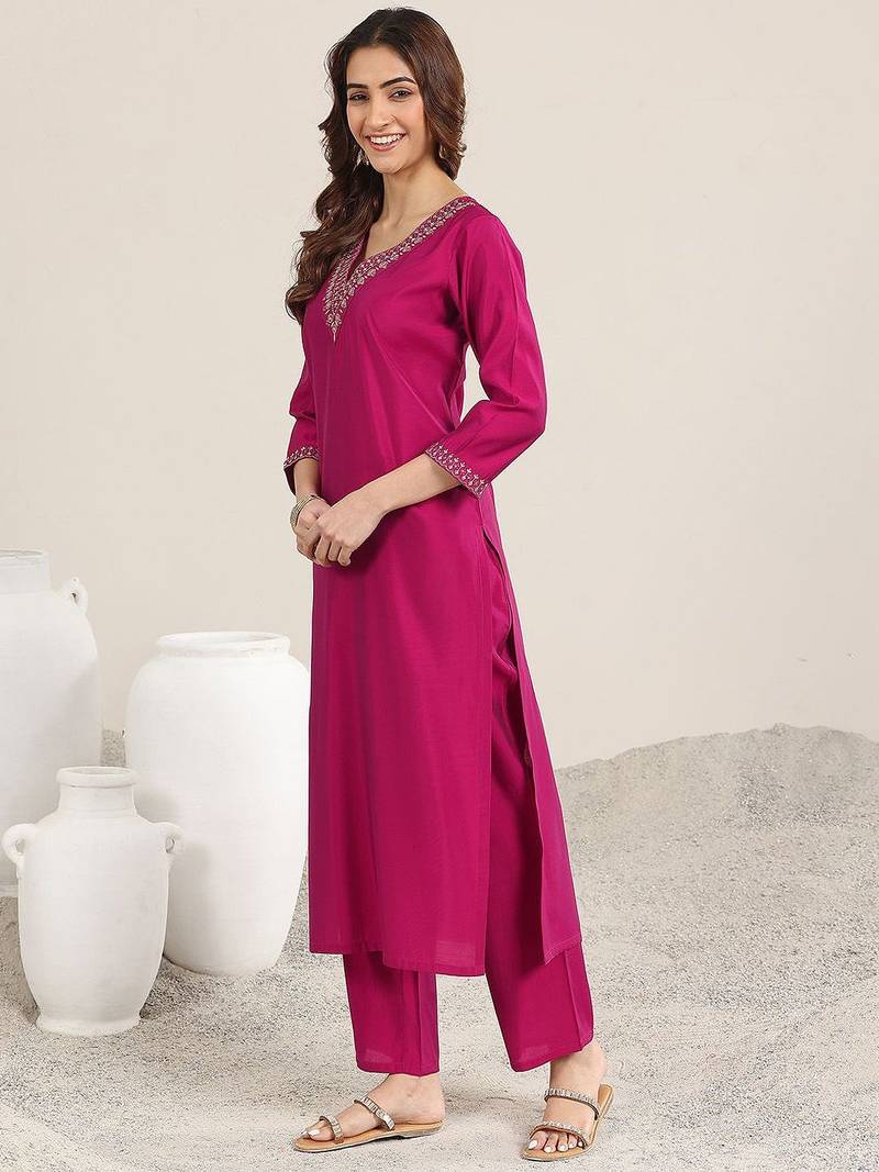 ethnic motifs yoke design straight sequinned kurta with trousers & dupatta