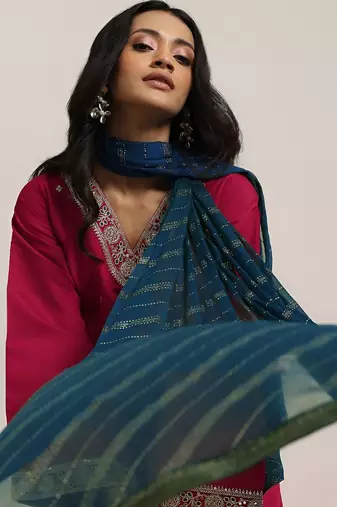 ethnic motifs embroidered v-neck straight kurta with trousers & dupatta