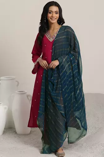 ethnic motifs embroidered v-neck straight kurta with trousers & dupatta