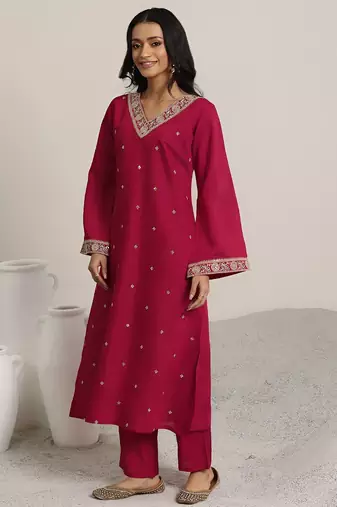 ethnic motifs embroidered v-neck straight kurta with trousers & dupatta