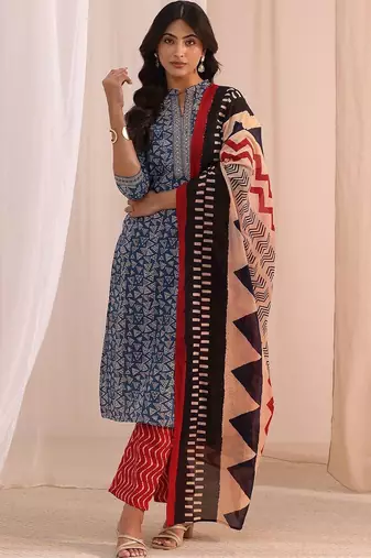 women geometric printed kurta with trousers & dupatta