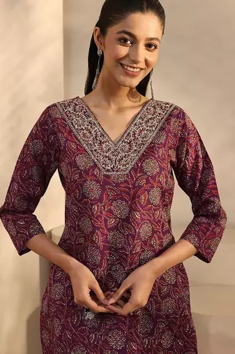 women floral printed regular kurta with trousers & with dupatta