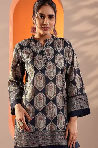 women ethnic motifs embroidered regular kurti with palazzos & with dupatta