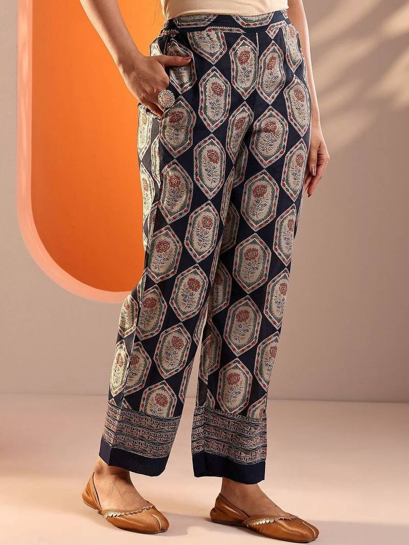 women ethnic motifs embroidered regular kurti with palazzos & with dupatta