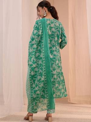 women floral printed regular thread work kurta with trousers & with dupatta 7