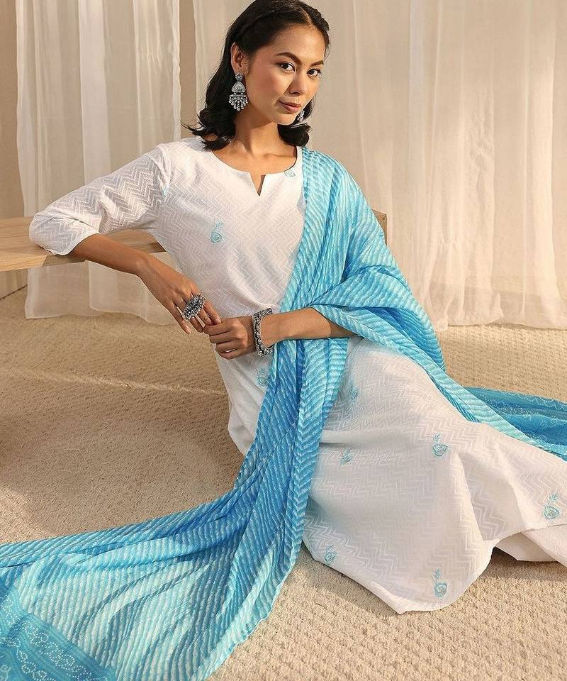 women ethnic motifs regular thread work kurta with trousers & with dupatta