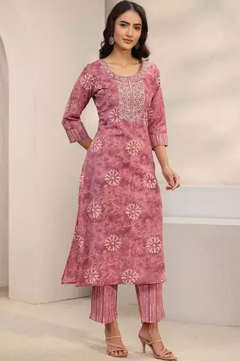 women ethnic motifs printed regular thread work kurta with trousers & with dupatta