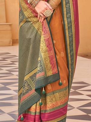 Mustard woven design jaali banarasi saree 4