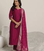 women round neck regular straight kurta with trousers & dupatta