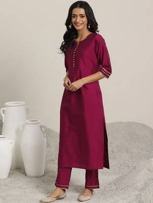 women round neck regular straight kurta with trousers & dupatta 3