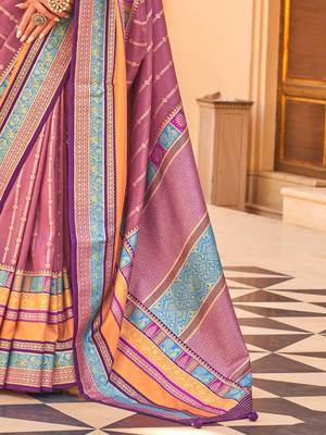 Mauve woven design jaali silk blend banarasi saree 4