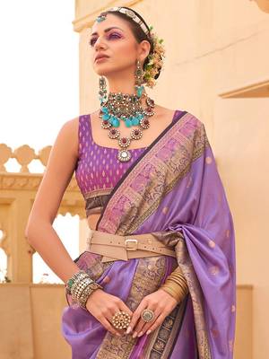 Lavender woven design jaali silk blend banarasi saree 2