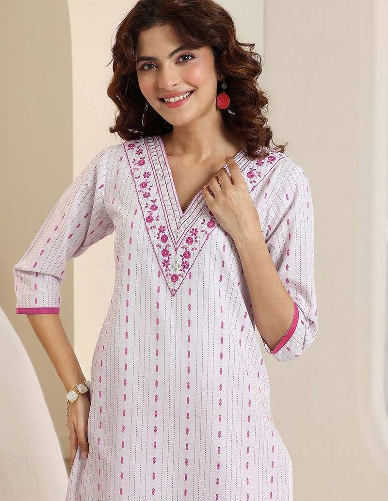 women ethnic motifs printed kurta with trousers & dupatta