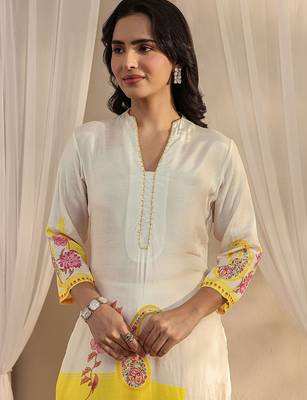 off white printed muslin straight suit set with dupatta 5