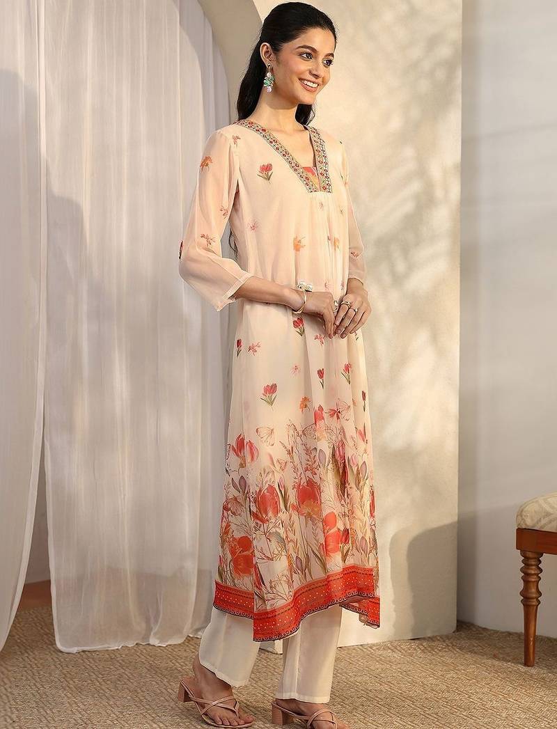 women floral printed regular thread work kurta with trousers & with dupatta