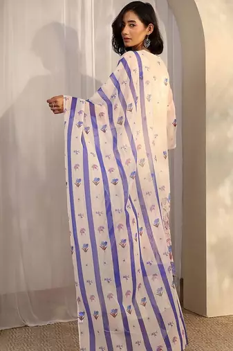 women floral printed regular thread work kurta with trousers & with dupatta