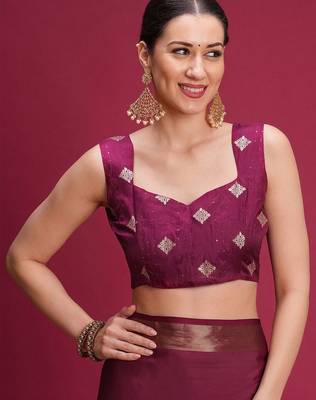 Purple woven design zari silk blend handloom saree 5